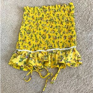Cropped sunflower top
